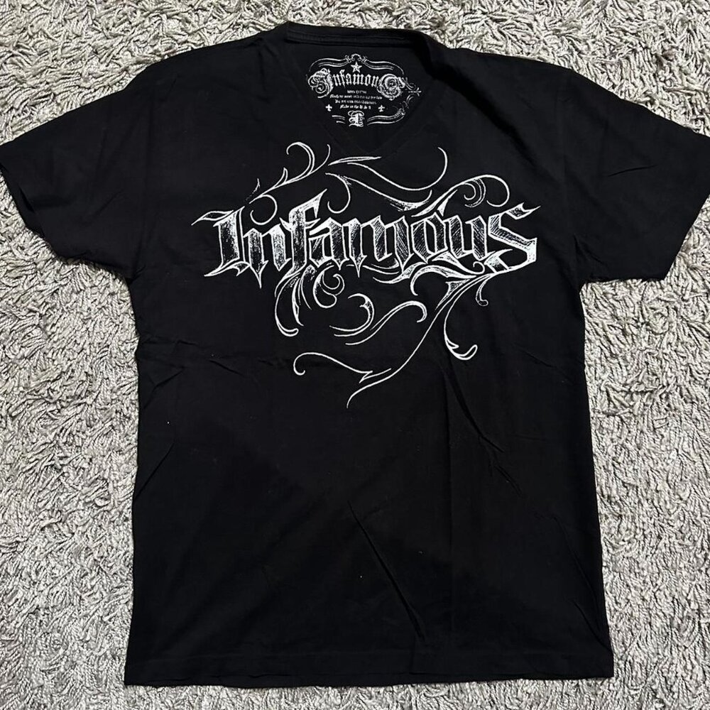 Y2K Infamous Brand Grpahic Tee Size L
